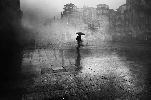 После жары на Урал придут ураганный ветер и град