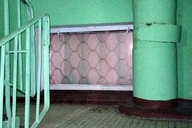 Жильцы дома погибли в Подмосковье из-за соседей, замуровавших в подъезде окна (ФОТО)