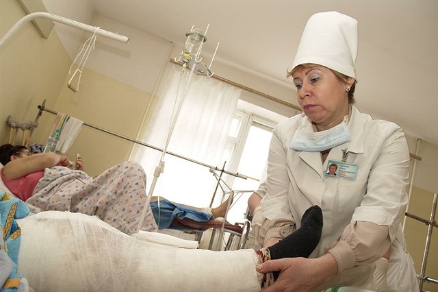 Профессор УрФУ сломала шейку бедра в Египте и не может попасть домой