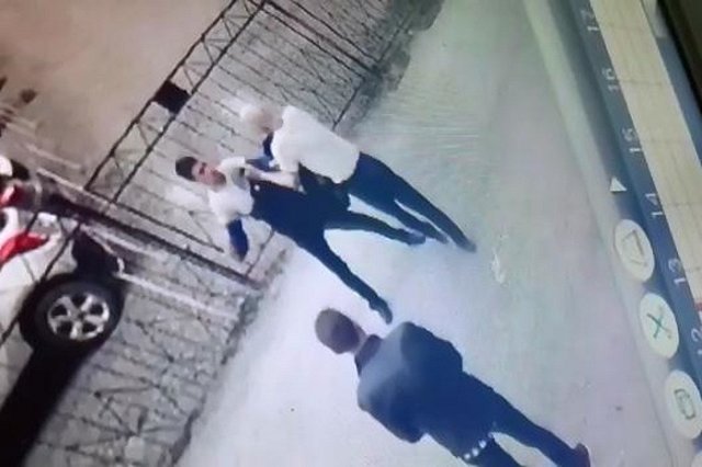 В Екатеринбурге поймали автомойщика, ограбившего пожилого мужчину на Вторчемете