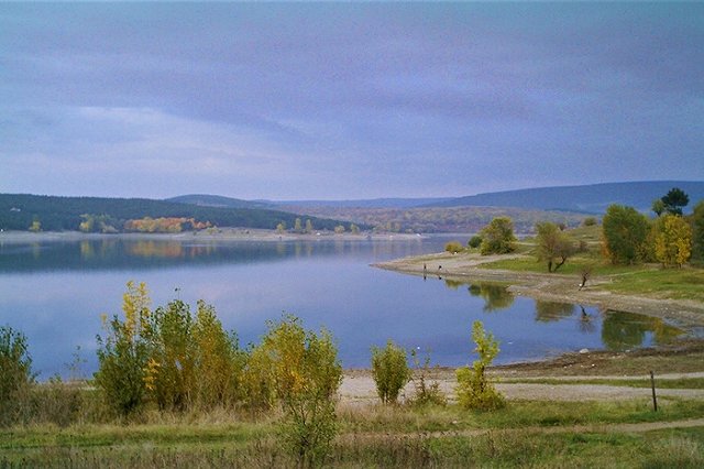 К туристическому сезону водохранилища Крыма напитались после ливней и таяния снега
