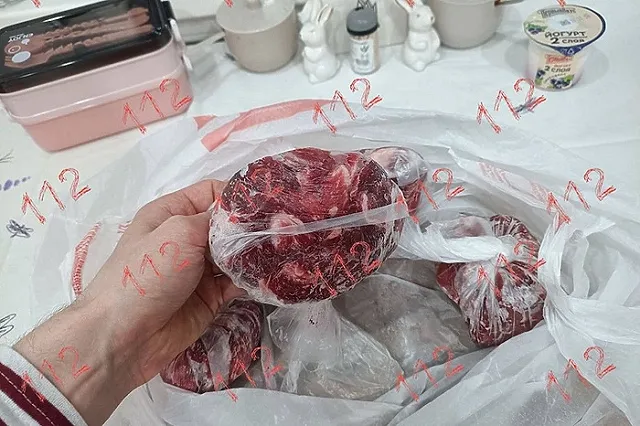 Уралец откусил кусок микрочипа, забытого фермером в говядине (ФОТО)