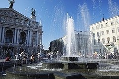 Жители Львова поддержали русскоязычных сограждан