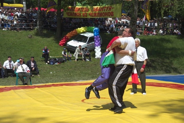 Татары и башкиры просят мэрию перенести улицу Мусы Джалиля с Уралмаша в центр