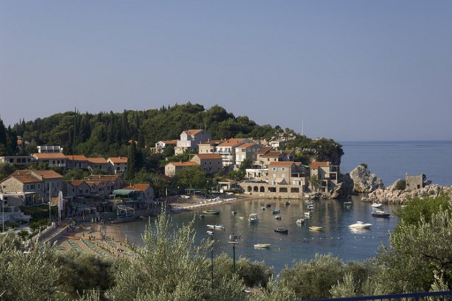 Подгорица пополнила летние направления аэропора Кольцово