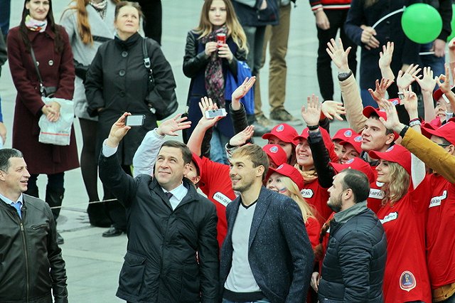 Большинство россиян увидели в стране народное единство