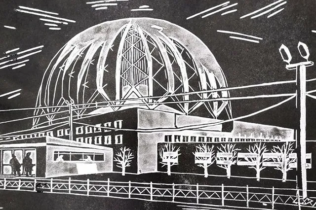 В Екатеринбурга Почта России подготовила подарочные открытки к Дню города