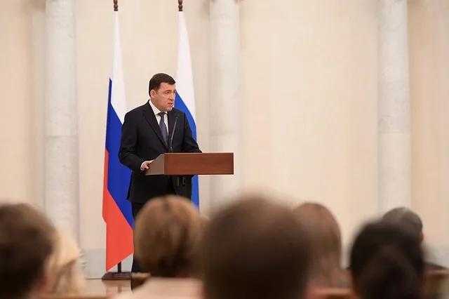 Свердловский губернатор не появился на публике после визита Путина