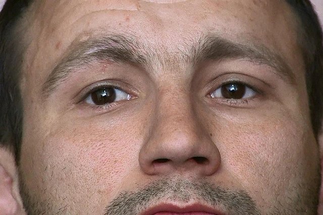 Дерзкий грабитель приезжал из Асбеста в Екатеринбург грабить в магазинах женщин