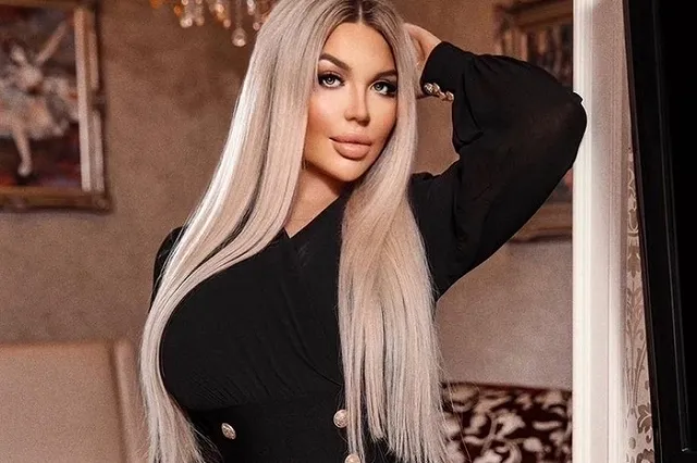 В центре Москвы модель Playboy напала с ножом на приятельницу