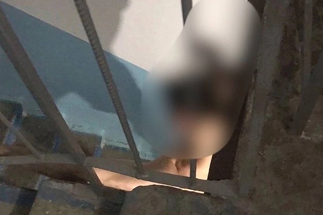 Молодой свердловчанин пытался покончить с собой в подъезде дома