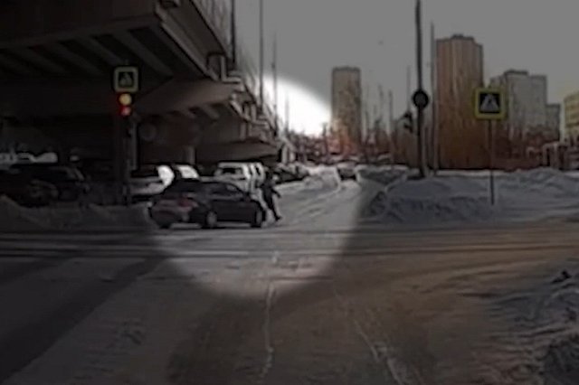 В Екатеринбурге на «зебре» сбили женщину прямо напротив областного суда