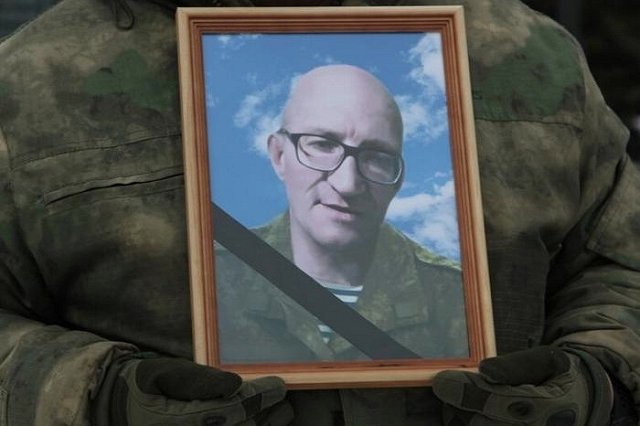 В Каменске-Уральском простились с земляком, погибшим на СВО в 2023 году