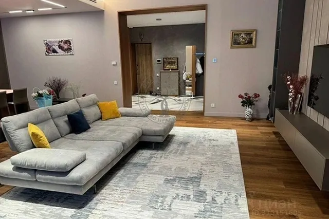 В Екатеринбурге продают квартиру за 150 миллионов рублей! Что там?