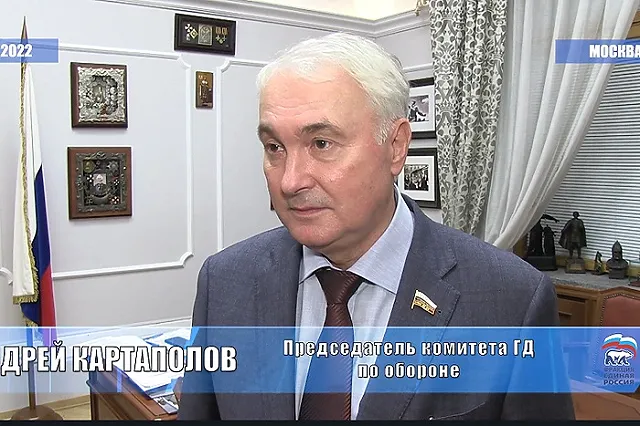 Госдума приняла закон о круглогодичном призыве