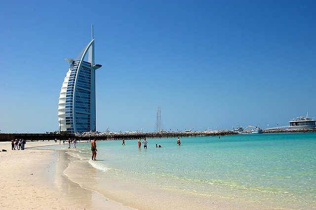 «Скорая» откачивала Александра Иванова больше часа