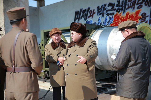 В Екатеринбурге сняли с проката фильм Манского о Северной Корее