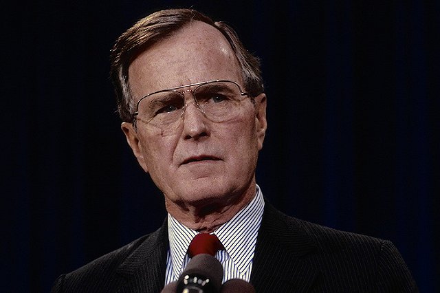 Умер Джордж Буш-старший