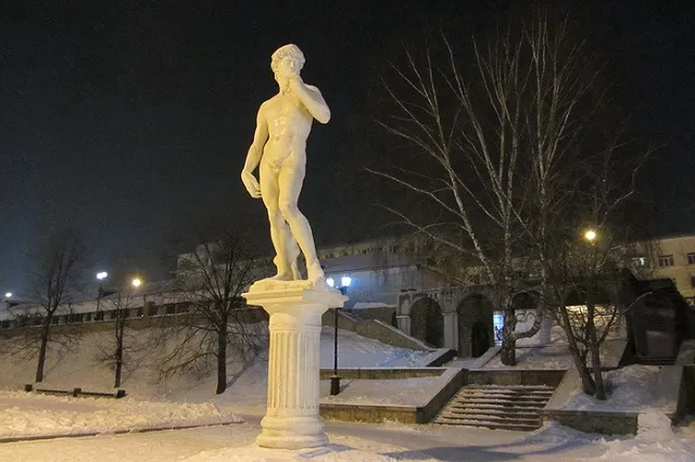 Битва выставок: в Екатеринбурге -ещё один мультимедийный проект о Микеладжело