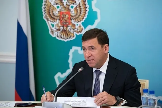 Евгений Куйвашев исполнил мечту свердловской школьницы, отправив её в Госдуму