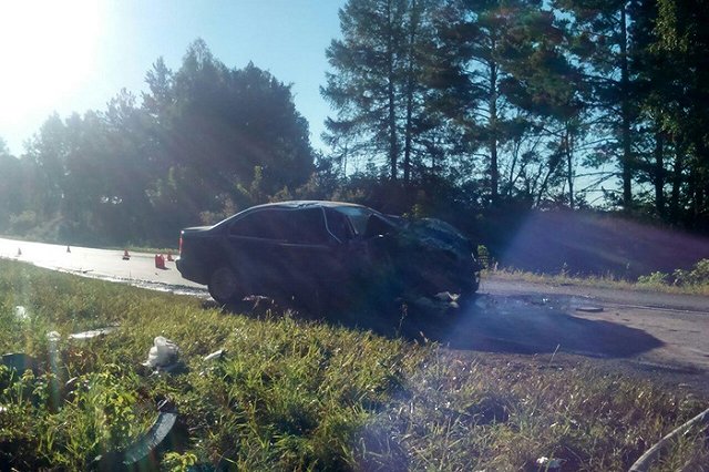 За минувшее воскресенье в Свердловской области в ДТП погибли 10 человек