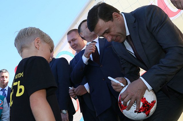 Президент поддержал идею создать Уральскую футбольную академию