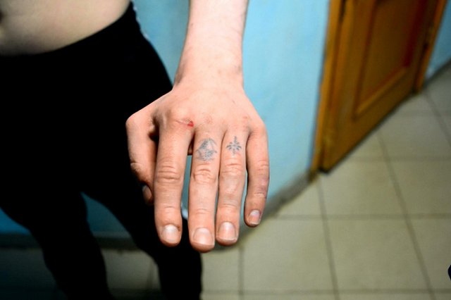 Полиция задержала грабителей, избивавших прохожих гантелями (ФОТО)