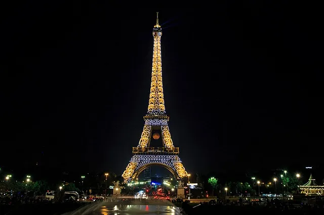 Пассажиры рейса Москва — Париж готовы подать в суд на «Уральские авиалинии»