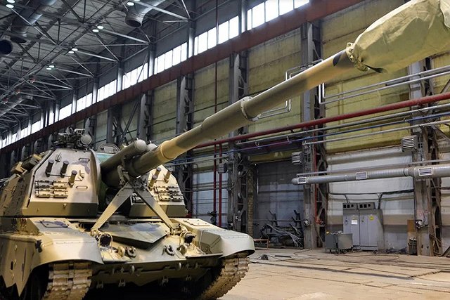 Уралтрансмаш поставил Министерству обороны партию самоходных гаубиц «Мста-С»