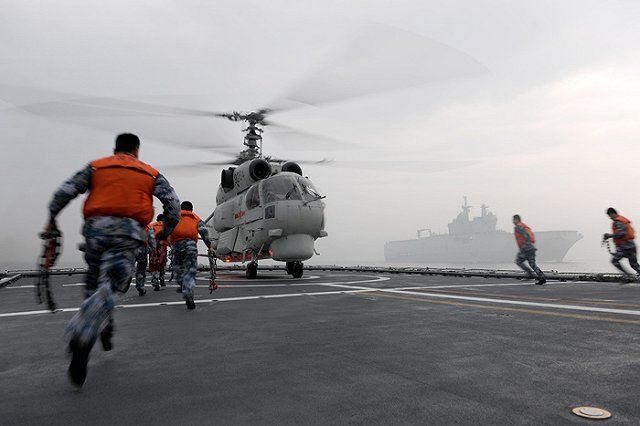 «Отказавшийся» от «Мистралей» чиновник получил выговор от Рогозина