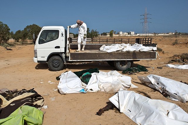 Клинтон сняла с себя ответственность за хаос в Ливии