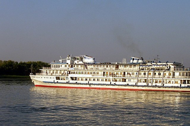 Ростовский порт отказался пускать пришедший в Керченский пролив теплоход