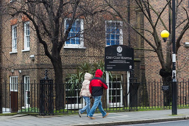 Детей российских чиновников вывезут из Великобритании на Дальний Восток