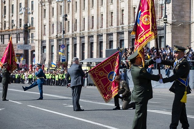 СМИ не нашли дочерей Порошенко в списках поступающих в вузы на Украине