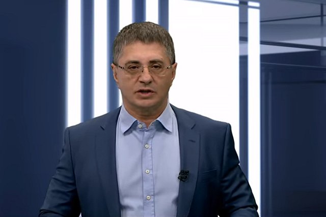 Доктор Мясников развеял «миф» о правильном использовании медицинской маски
