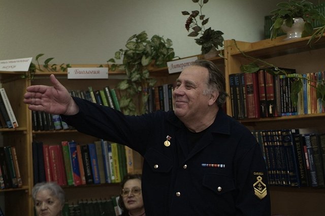 Прощание с Владиславом Крапивиным пройдет в Храме-на-крови