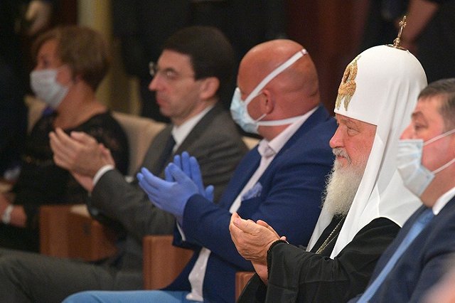 Патриарх Кирилл ушел на карантин после контакта с больным коронавирусом