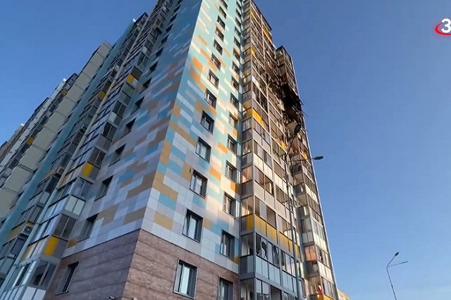 В городах Свердловской области распространяют памятки на случай атаки беспилотников