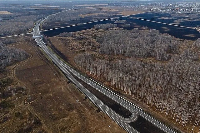 Около полумиллиарда рублей выделят на ремонт свердловских дорог