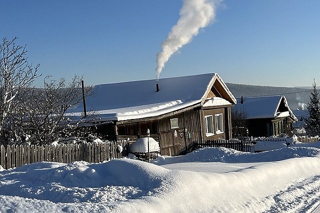 Из-за аномальных 40-градусных морозов спасатели обратились к свердловчанам