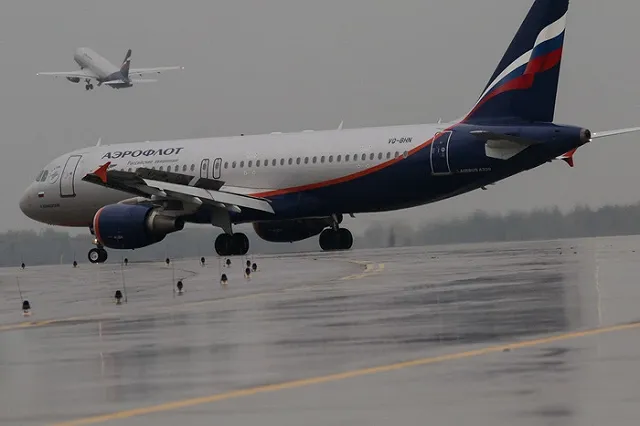 Пассажирку экстренно севшего в Уфе самолета разбил инсульт