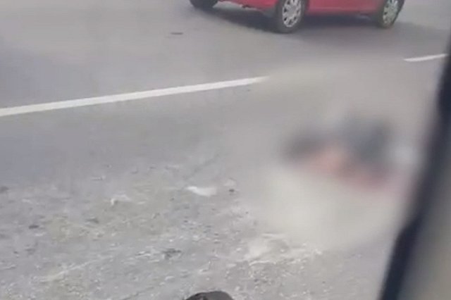 «Просто размазало»: на Эльмаше бетономешалка насмерть сбила мужчину в рабочей форме