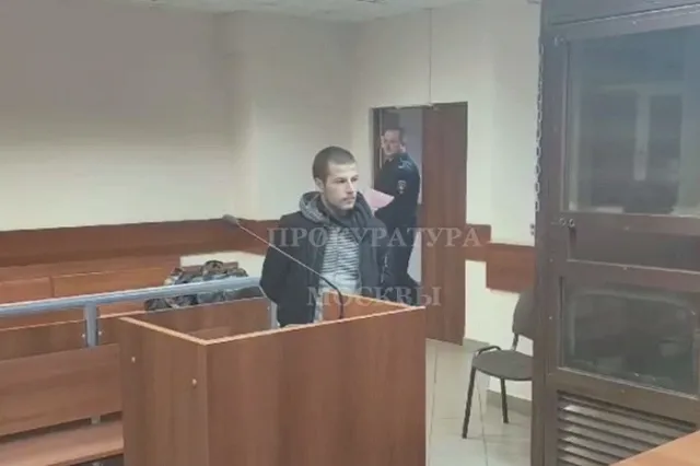 Незваный ухажер напал в московском метро с ножом на малознакомую женщину