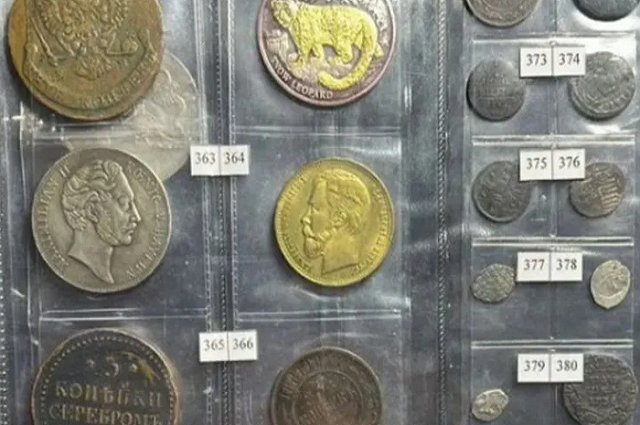В Екатеринбурге продают коллекцию монет и банкнот за миллиард рублей