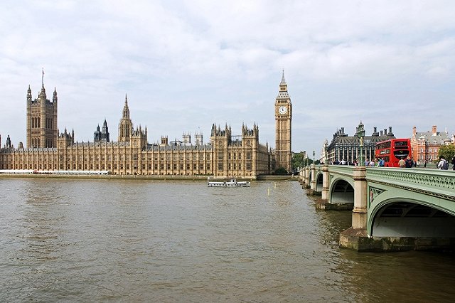 Суд Петрозаводска принял решение снести похожую на Биг-Бен стелу