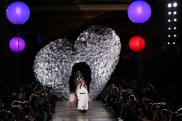 Назван самый популярный осенний тренд в одежде