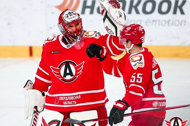 «Автомобилист» завершил победой заключительный матч года