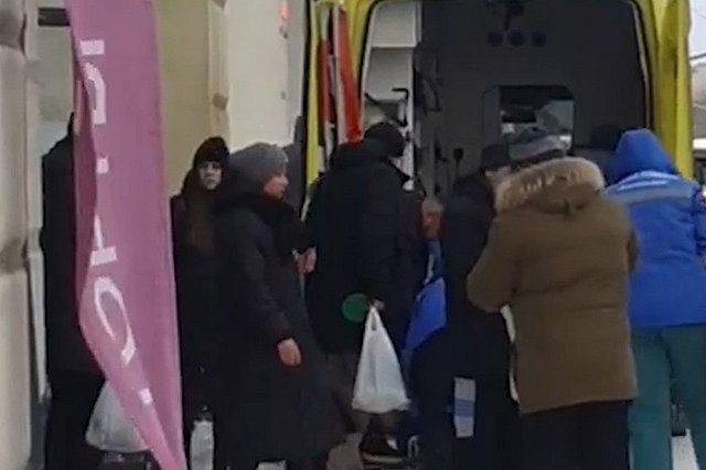 На Южном автовокзале мужчина потерял сознание во время покупок в магазине