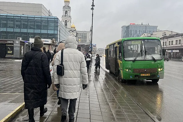 Перевозчиков в Екатеринбурге оштрафуют на 700 тысяч за водителей, которые сорвали расписание в пятницу