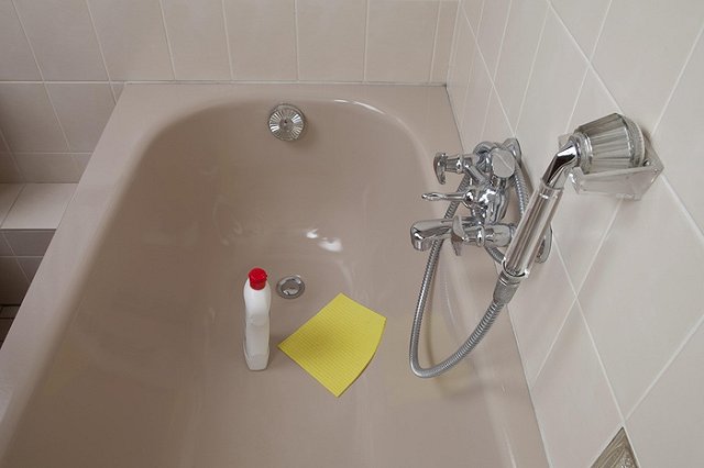 В интернате на Ляпустина во время купания снова обожгли ребенка